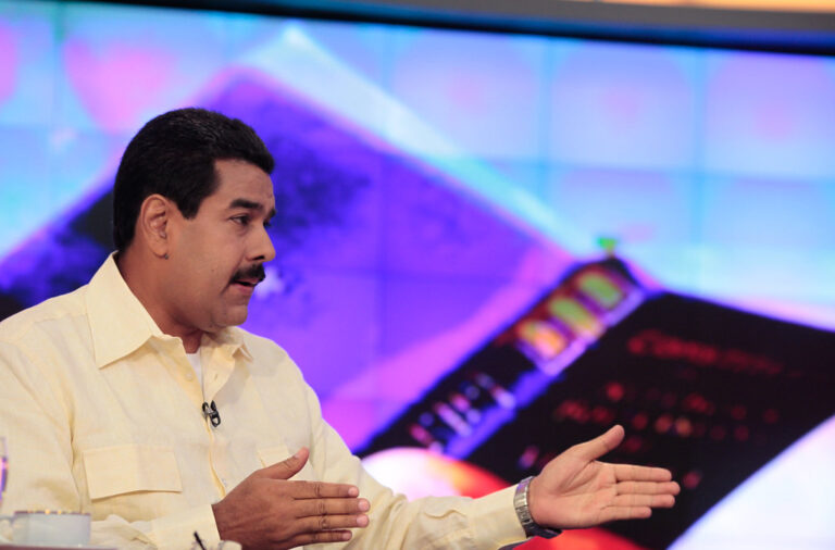 Maduro Asciende a su embajador en Colombia a General…