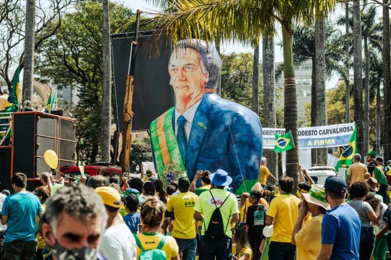 La Cámara del Congreso aprueba la urgencia de la amnistía a Bolsonaro y sus aliados con abrumadora mayoría